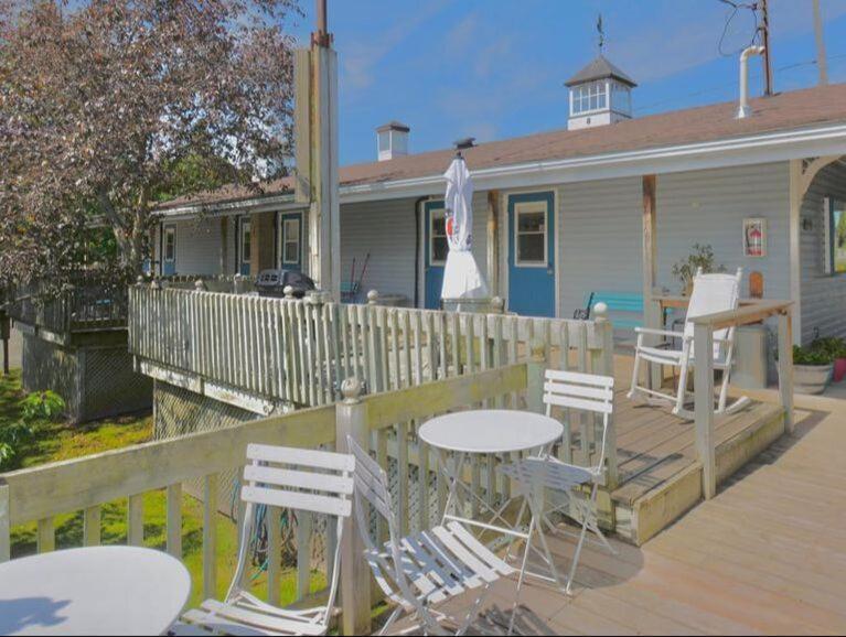 Dewar'S Inn And Cottages Prescott Extérieur photo