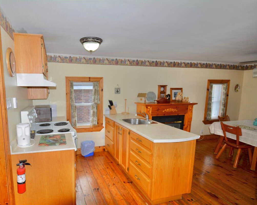 Dewar'S Inn And Cottages Prescott Extérieur photo