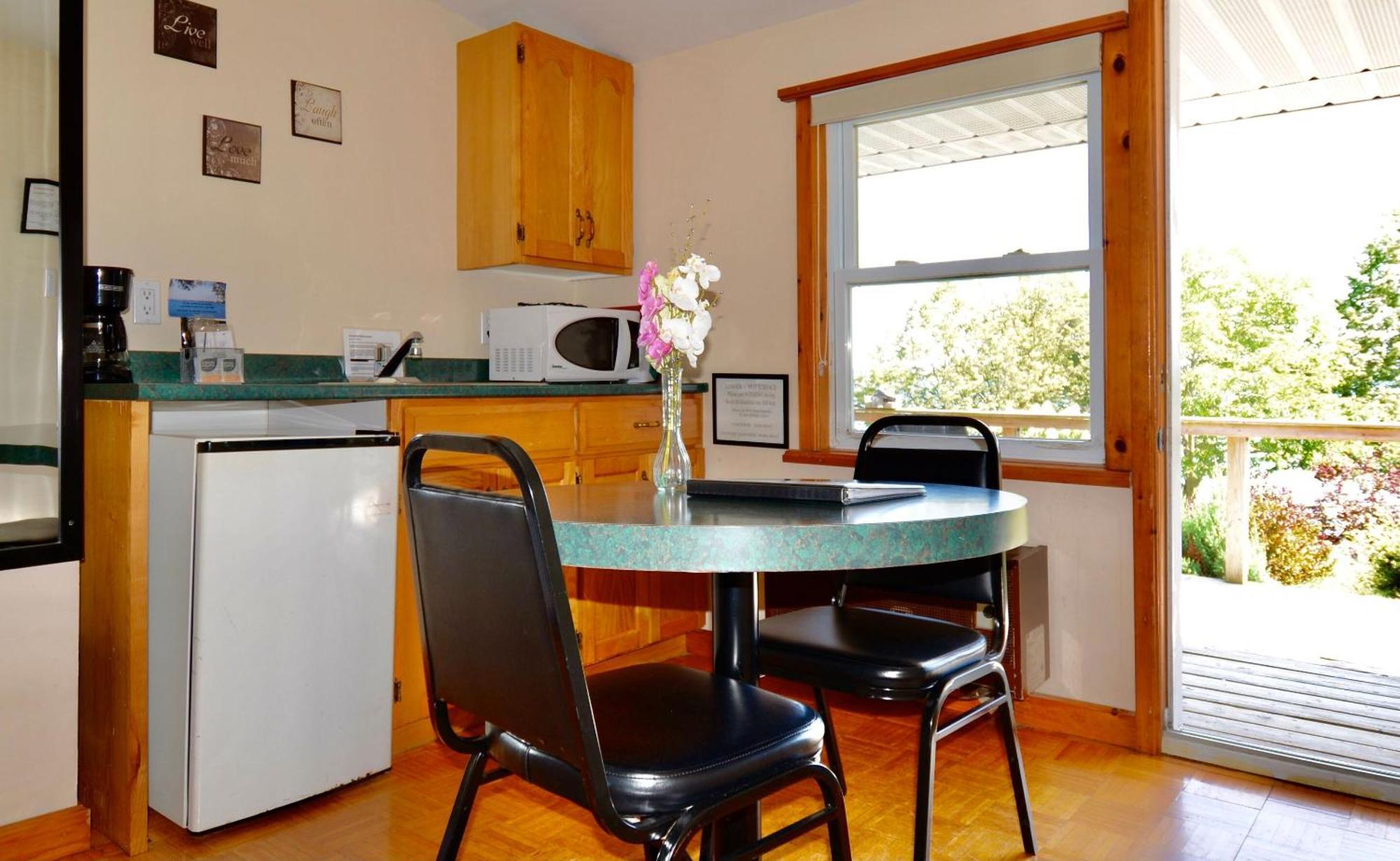 Dewar'S Inn And Cottages Prescott Extérieur photo