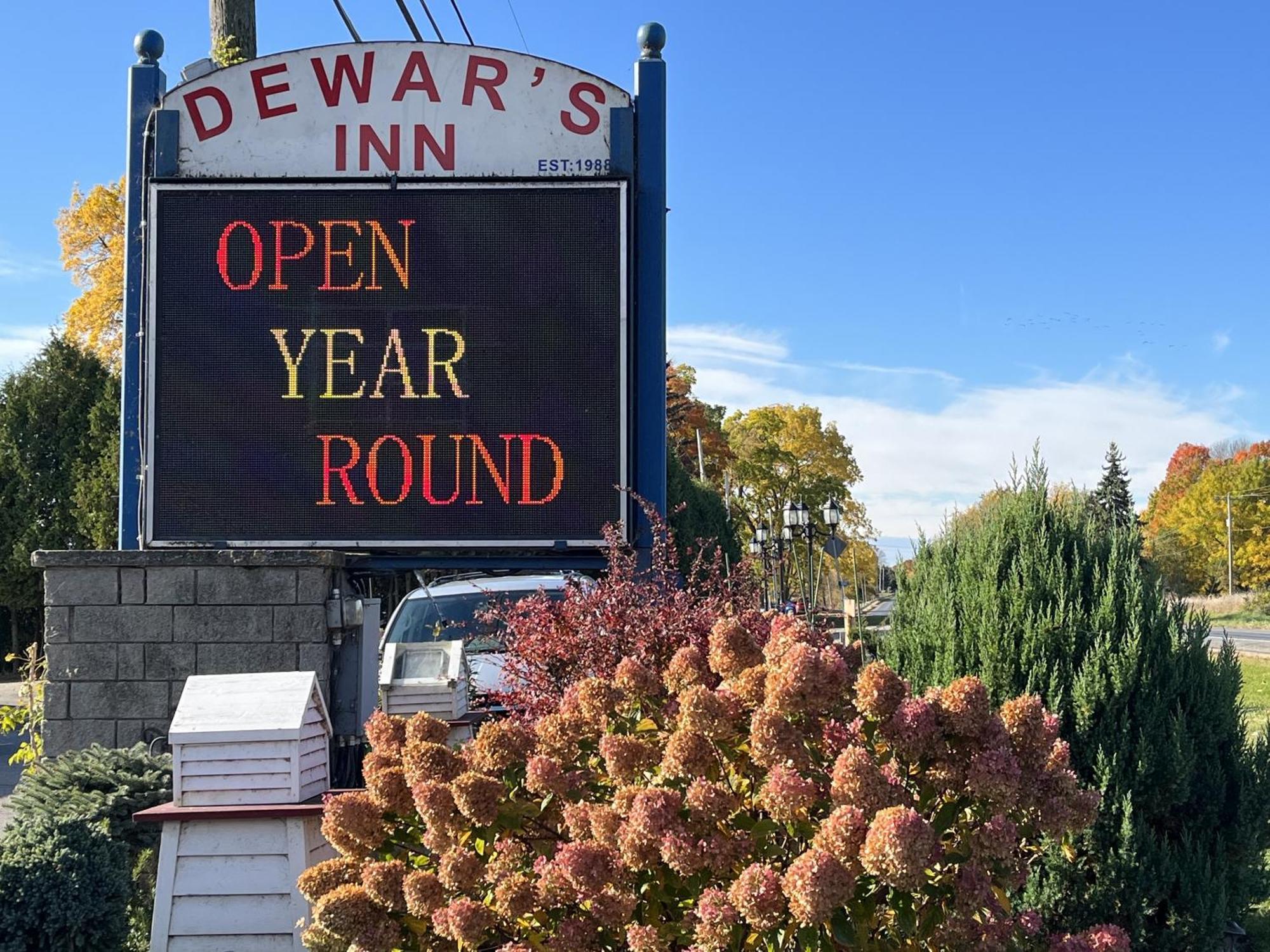 Dewar'S Inn And Cottages Prescott Extérieur photo