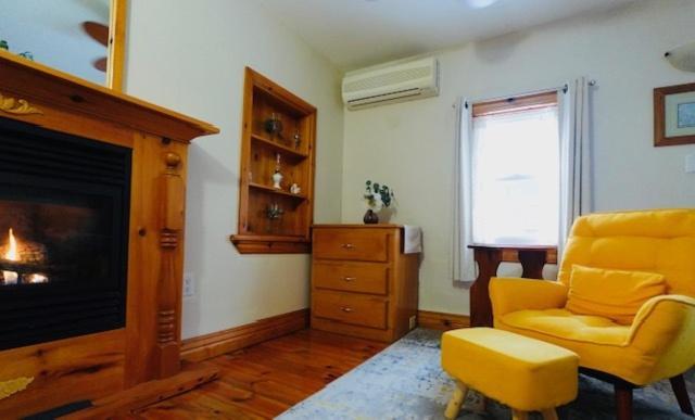 Dewar'S Inn And Cottages Prescott Chambre photo