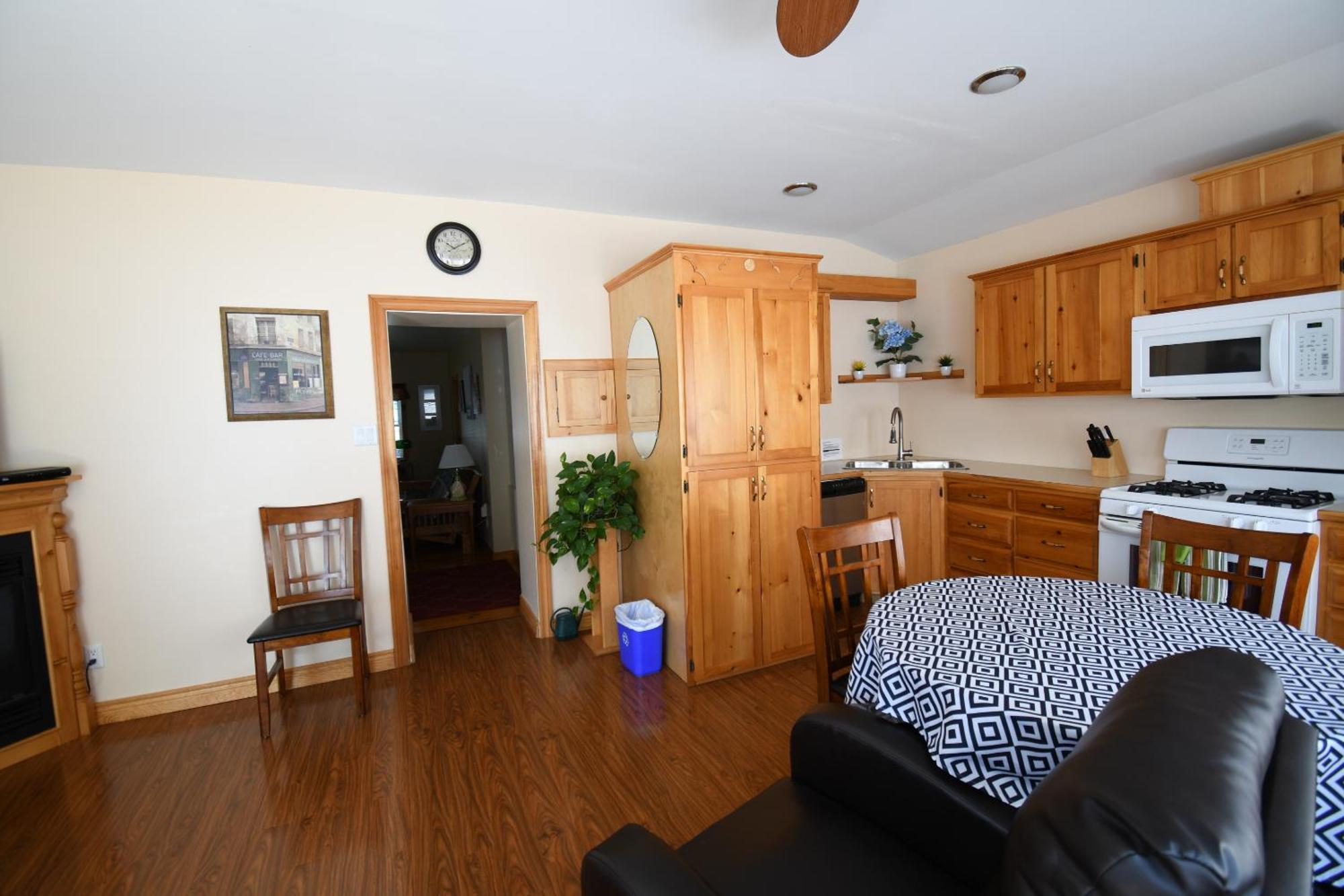 Dewar'S Inn And Cottages Prescott Chambre photo