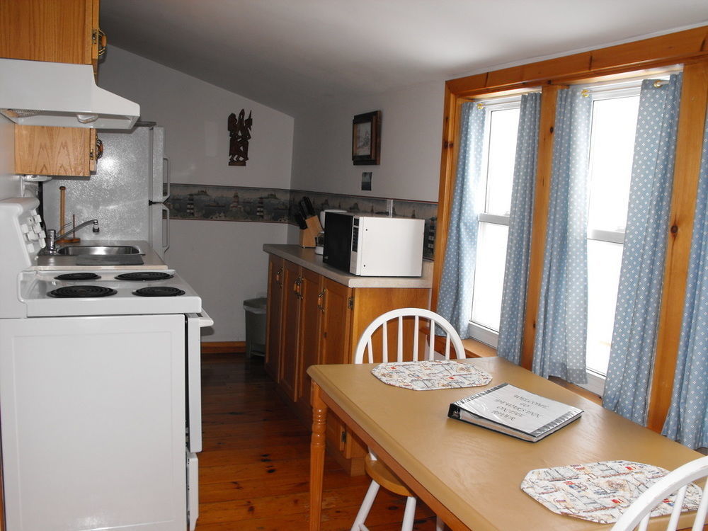 Dewar'S Inn And Cottages Prescott Extérieur photo